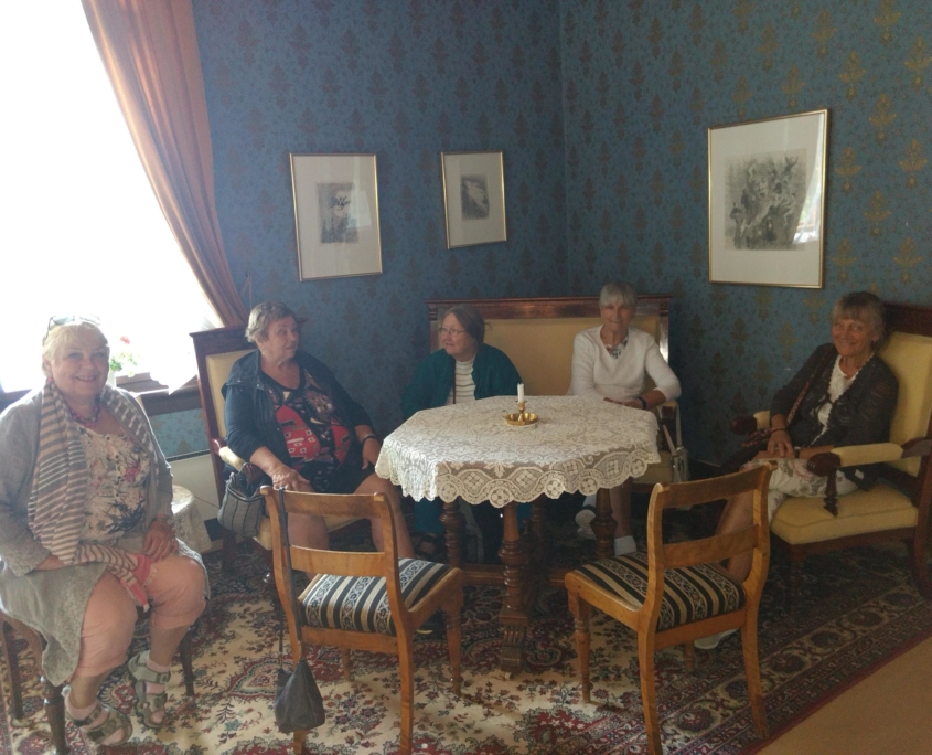 IMG_20180616_120927540_BURST000_COVER_TOP